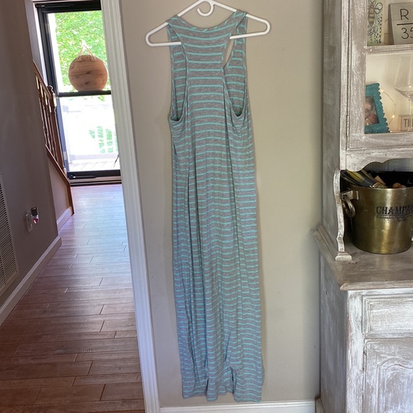 Sandive Women’s Razor Back Maxi Dress Size Medium Gray/Aqua Super Soft EUC - Picture 3 of 5